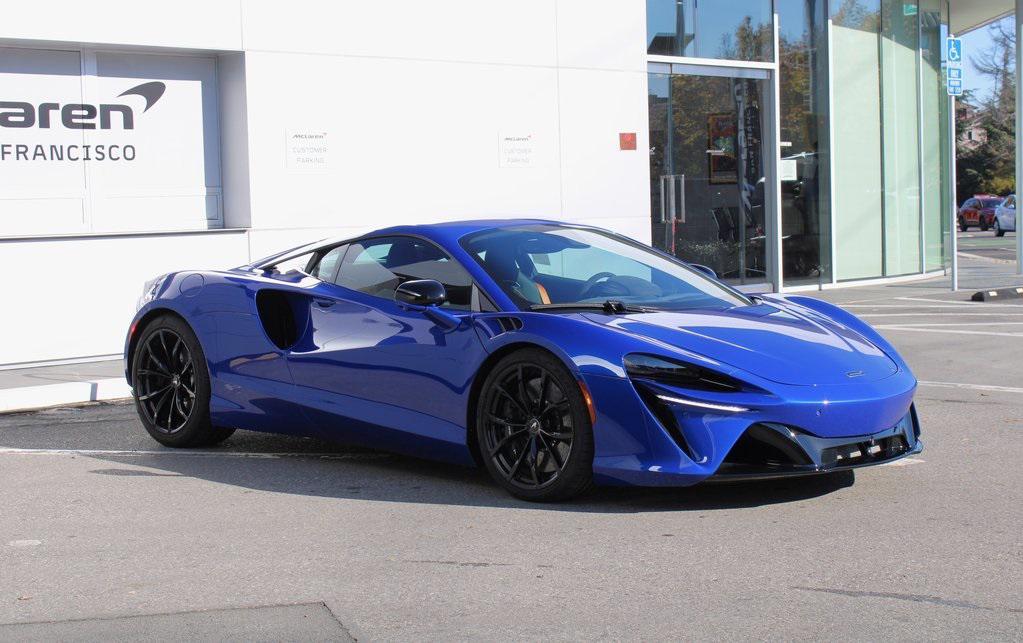 used 2025 McLaren Artura car, priced at $255,991
