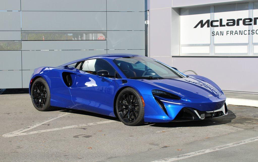 used 2025 McLaren Artura car, priced at $255,991