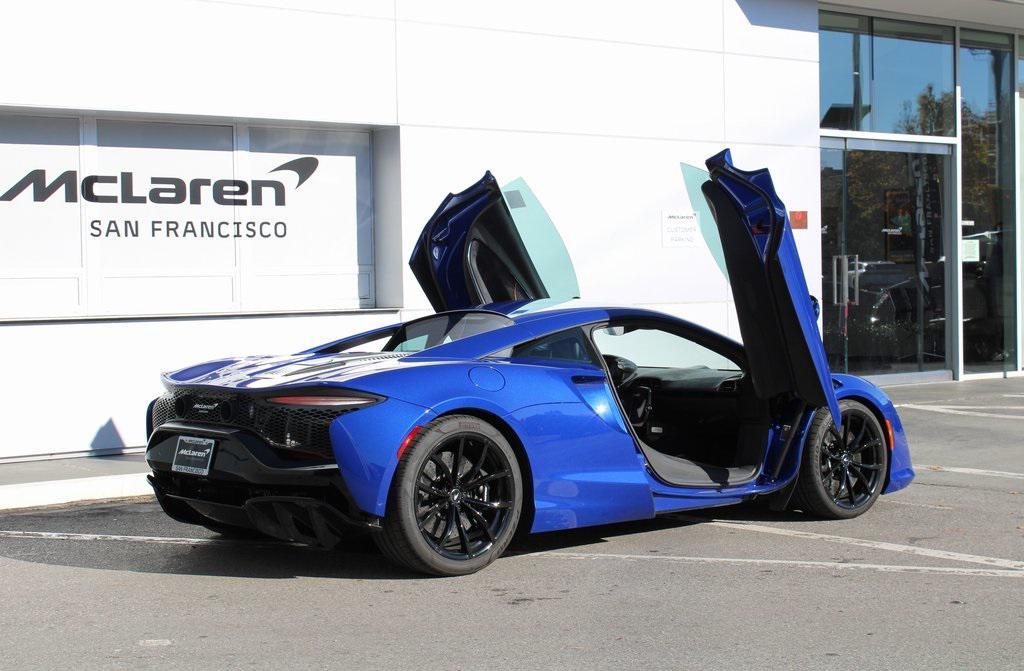 used 2025 McLaren Artura car, priced at $255,991