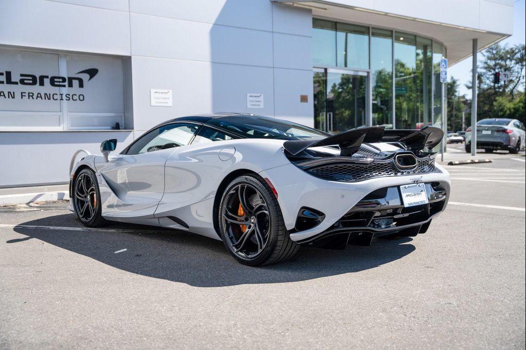 new 2024 McLaren 750S car, priced at $470,901