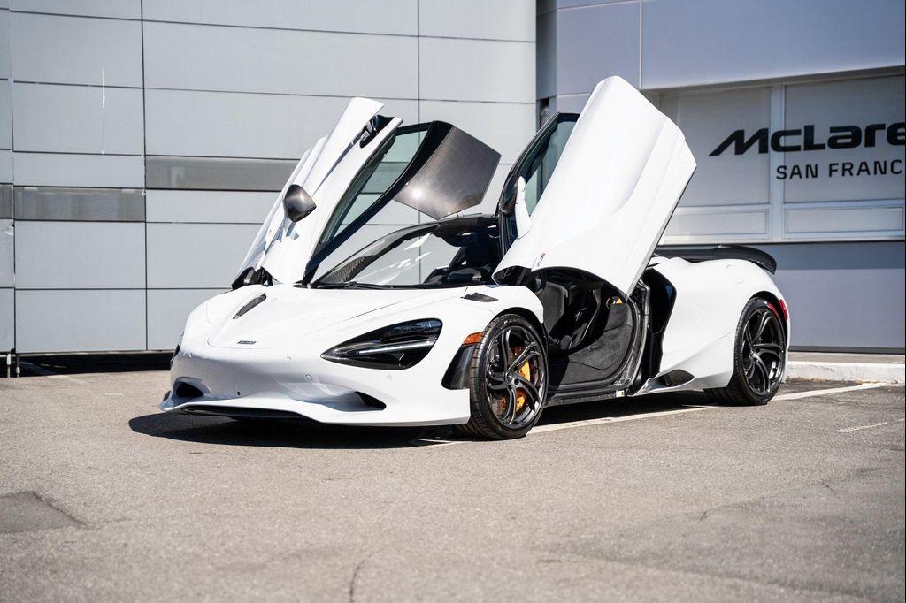 new 2024 McLaren 750S car, priced at $470,901