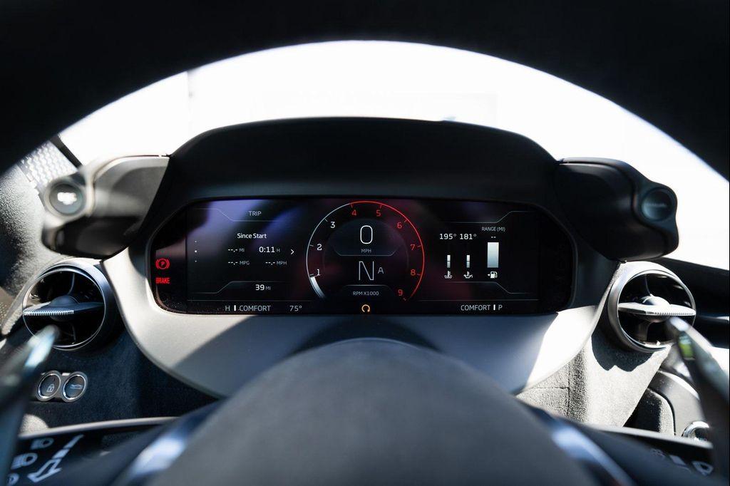 new 2024 McLaren 750S car, priced at $470,901