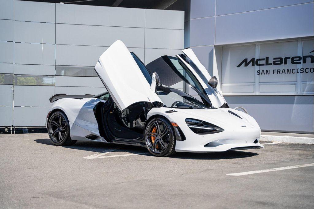 new 2024 McLaren 750S car, priced at $470,901
