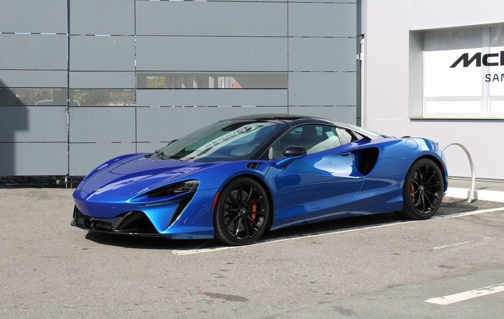 used 2025 McLaren Artura car, priced at $279,991