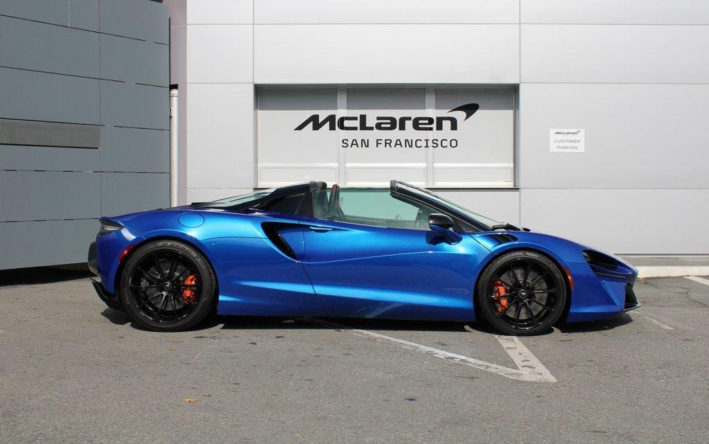 used 2025 McLaren Artura car, priced at $279,991