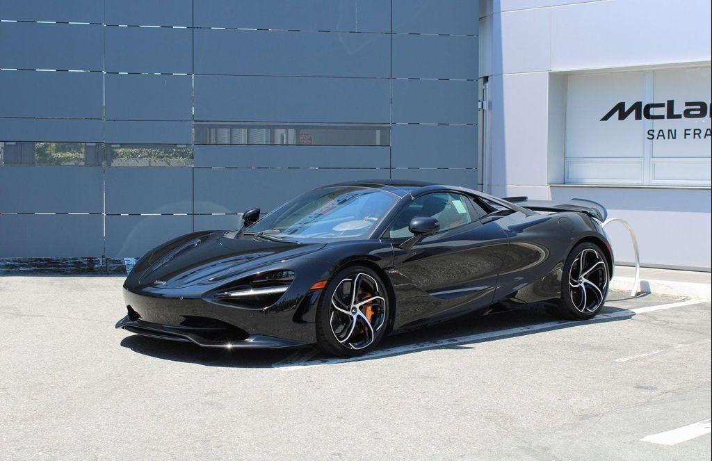 new 2025 McLaren 750S car, priced at $410,880
