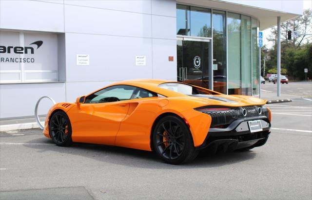 new 2025 McLaren Artura car, priced at $277,098