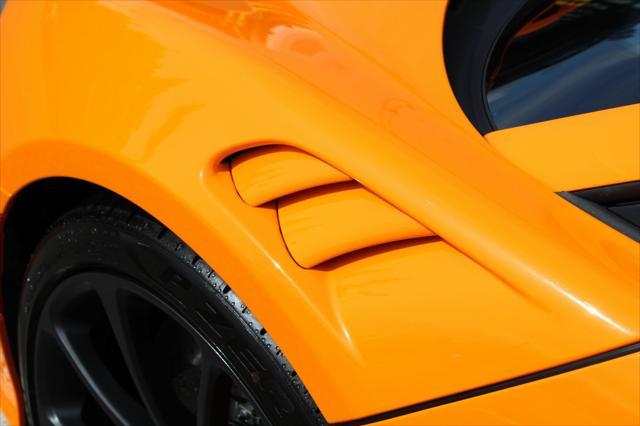 new 2025 McLaren Artura car, priced at $277,098