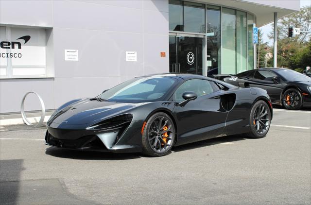 new 2025 McLaren Artura car, priced at $317,840