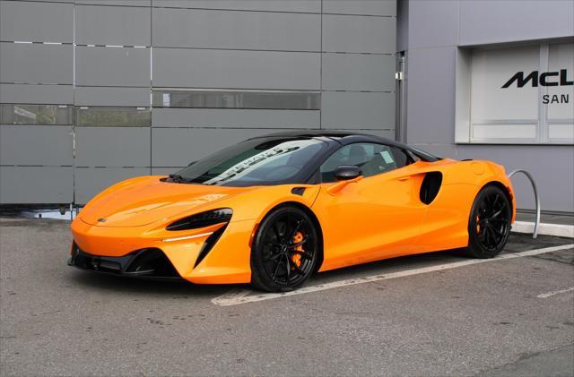 new 2025 McLaren Artura car, priced at $324,458