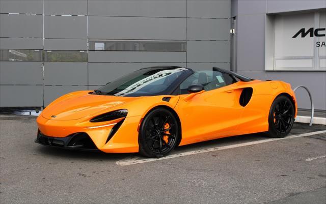 new 2025 McLaren Artura car, priced at $324,458