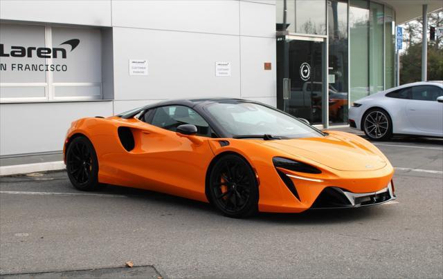 new 2025 McLaren Artura car, priced at $324,458