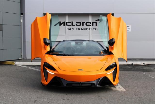 new 2025 McLaren Artura car, priced at $324,458