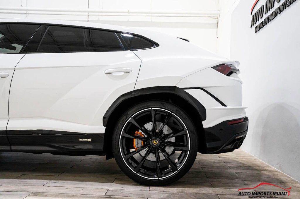 used 2024 Lamborghini Urus car, priced at $244,888