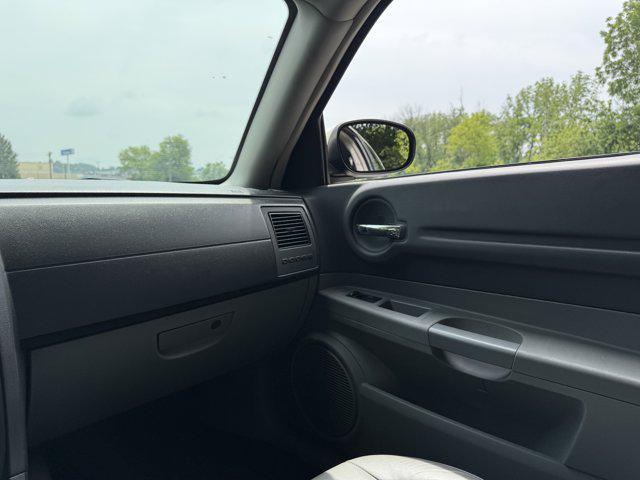 used 2005 Dodge Magnum car, priced at $8,990