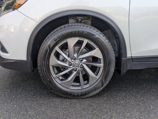used 2016 Nissan Rogue car, priced at $14,896