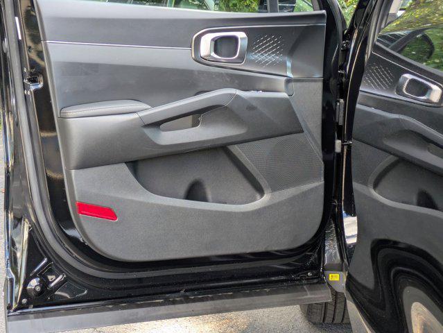 new 2025 Kia Sorento Hybrid car, priced at $38,779