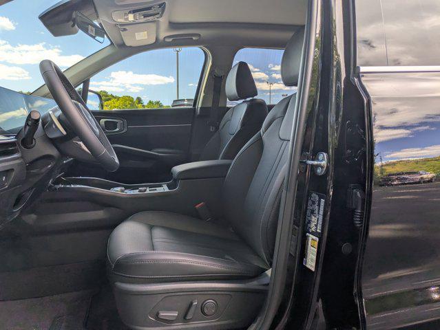 new 2025 Kia Sorento Hybrid car, priced at $38,779