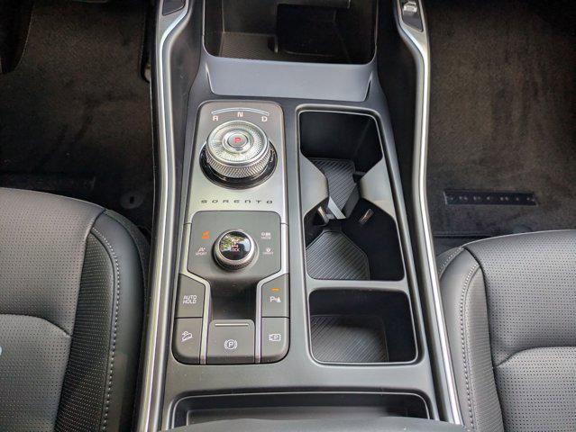 new 2025 Kia Sorento Hybrid car, priced at $38,779