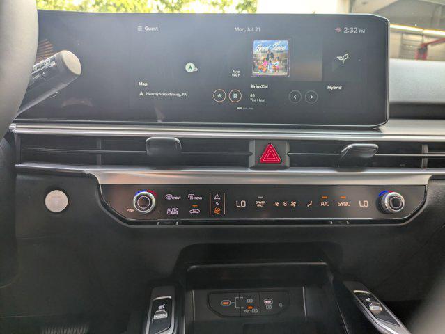 new 2025 Kia Sorento Hybrid car, priced at $37,186