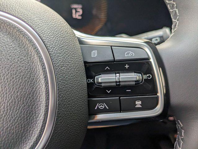 new 2025 Kia Sorento Hybrid car, priced at $37,186