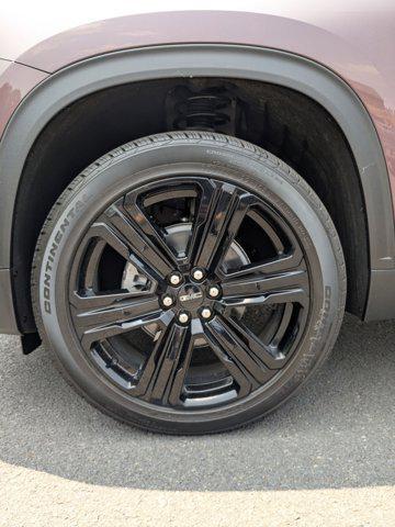 new 2025 GMC Acadia car, priced at $50,315