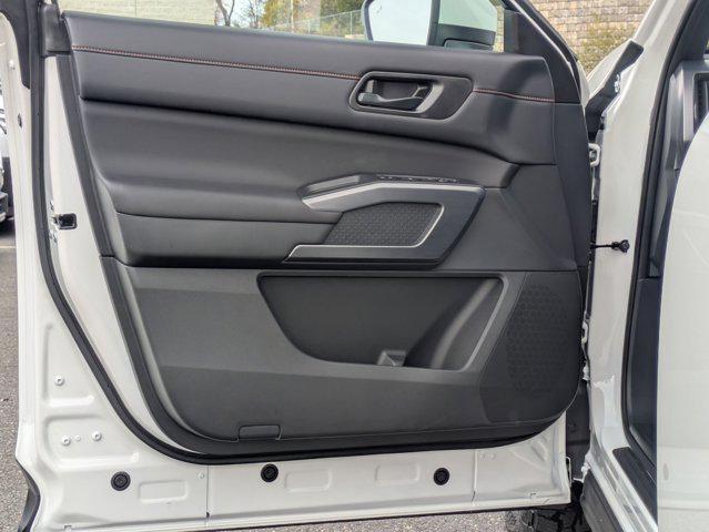 new 2025 Nissan Pathfinder car, priced at $37,442