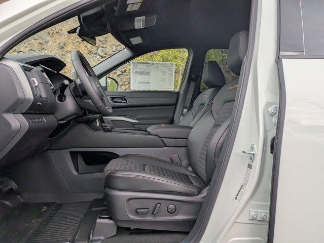 new 2025 Nissan Pathfinder car, priced at $37,442