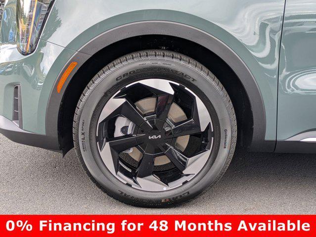 new 2025 Kia Sorento Hybrid car, priced at $39,816