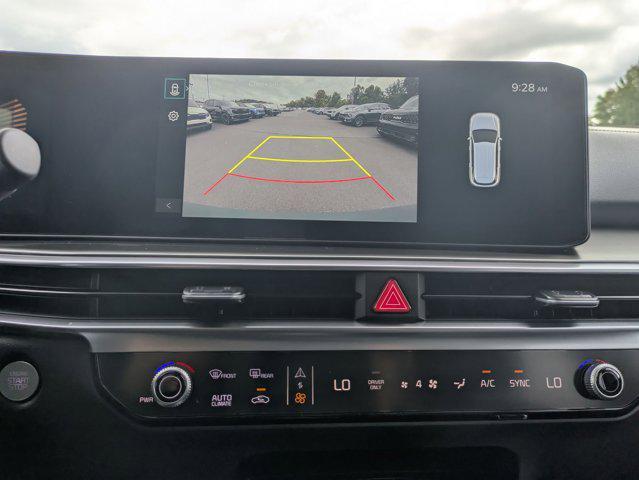 new 2025 Kia Sorento Hybrid car, priced at $38,566