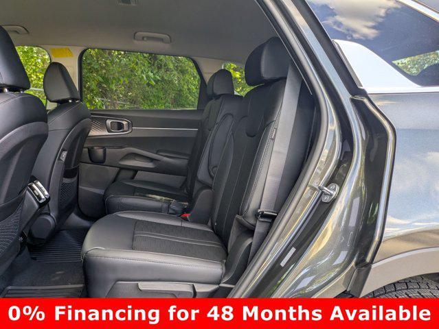 new 2025 Kia Sorento Hybrid car, priced at $38,436