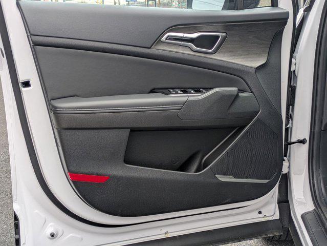 new 2025 Kia Sportage car, priced at $32,785