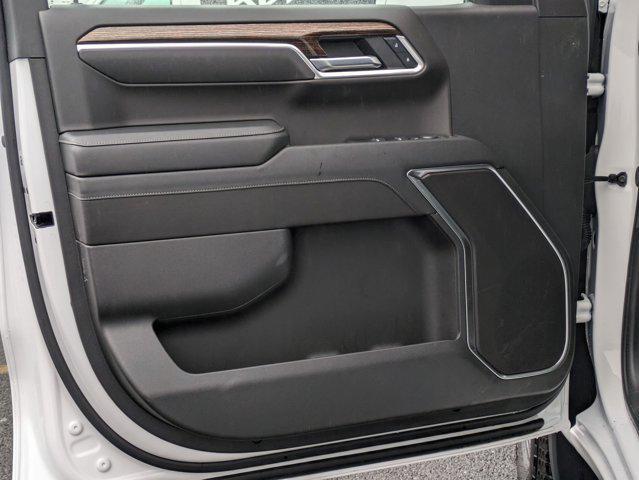 new 2025 GMC Sierra 1500 car, priced at $58,930