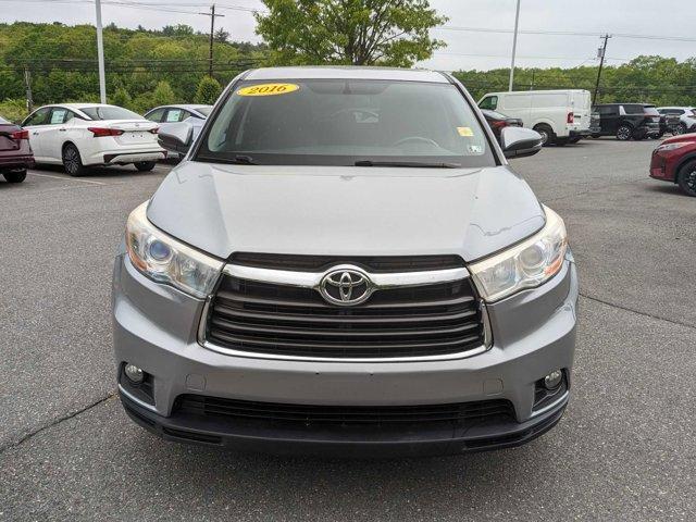 used 2016 Toyota Highlander car, priced at $16,755