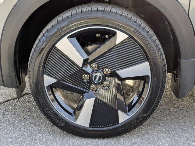 new 2025 Nissan Kicks car, priced at $29,940