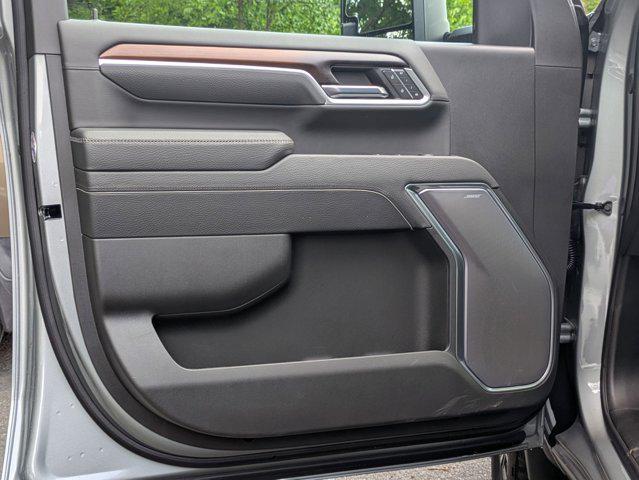 new 2025 GMC Sierra 2500 car, priced at $87,387