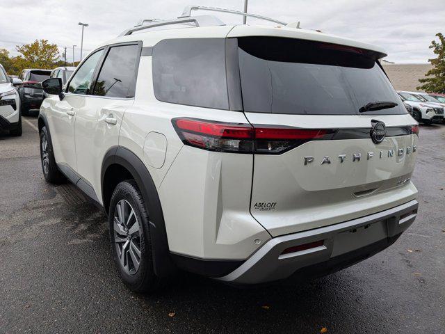 new 2024 Nissan Pathfinder car, priced at $41,789