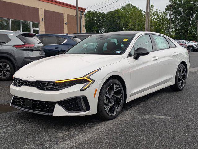 new 2025 Kia K5 car, priced at $30,870
