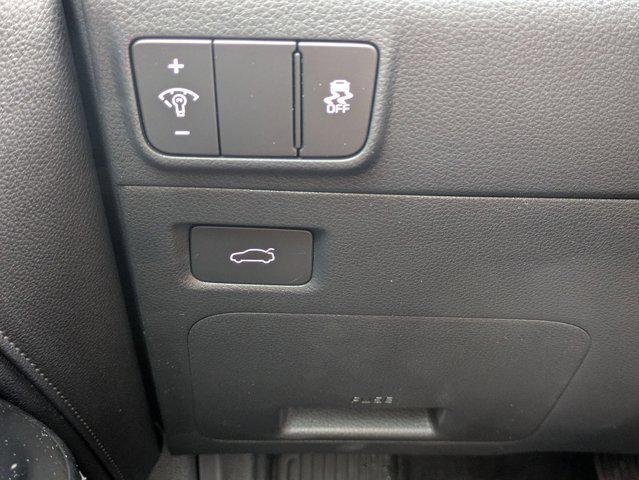 new 2025 Kia K5 car, priced at $30,870