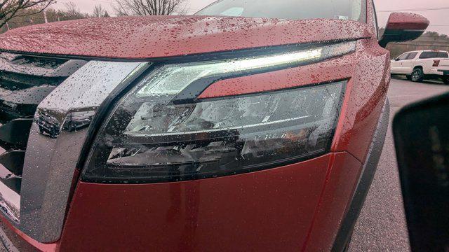 new 2025 Nissan Pathfinder car, priced at $51,711