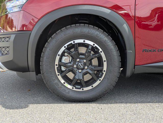 new 2025 Nissan Pathfinder car, priced at $37,821