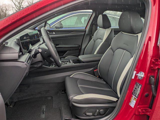 new 2025 Kia K5 car, priced at $31,675