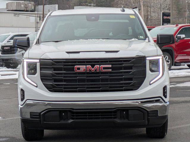 new 2025 GMC Sierra 1500 car, priced at $42,346