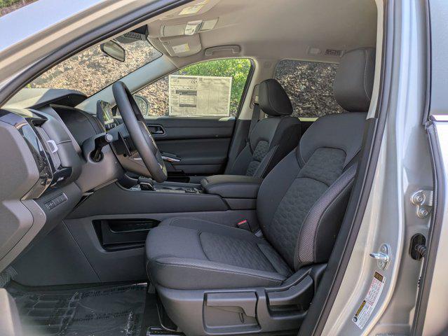 new 2025 Nissan Pathfinder car, priced at $33,691