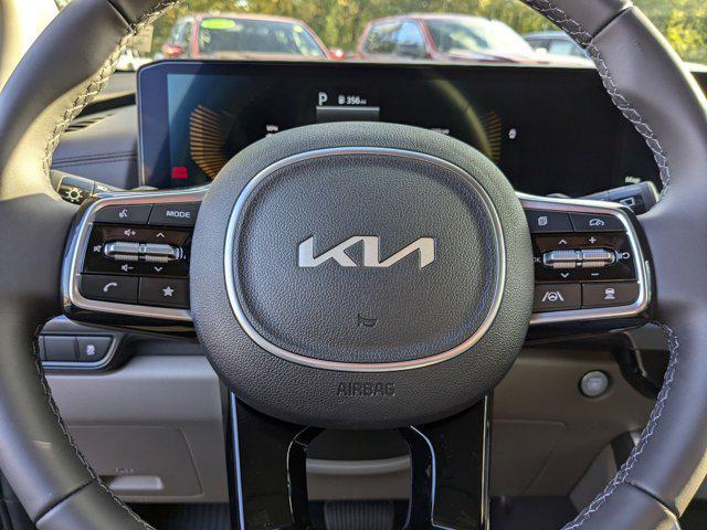 new 2025 Kia Carnival car, priced at $39,387