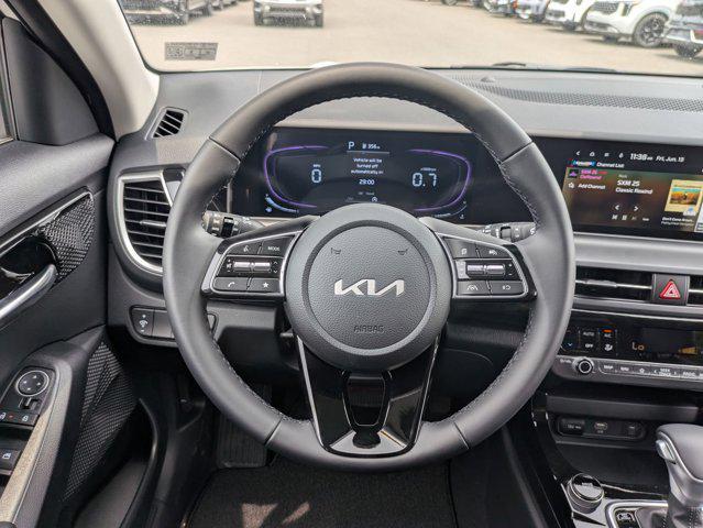 new 2025 Kia Seltos car, priced at $27,420