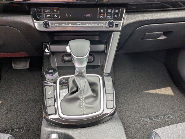 new 2025 Kia Seltos car, priced at $27,420