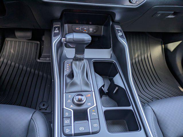 new 2025 Kia Sorento car, priced at $35,805