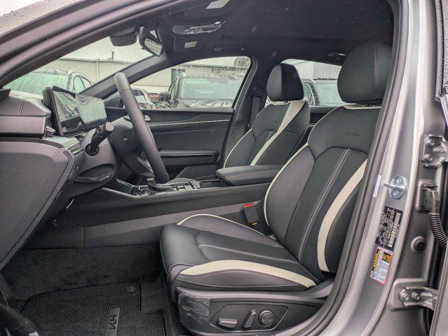 new 2025 Kia K5 car, priced at $32,095