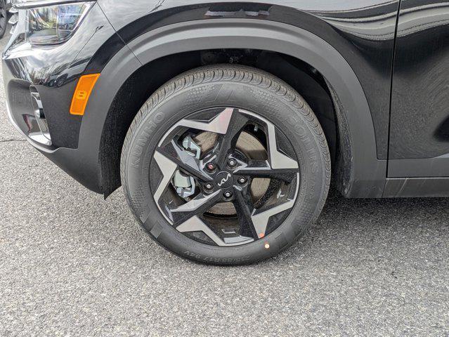 new 2025 Kia Seltos car, priced at $29,300